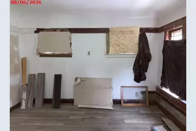 209 E Chambers St, Milwaukee, WI 53212 - Photo 3