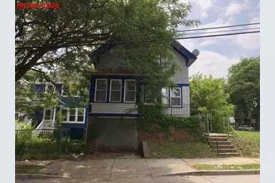 209 E Chambers St, Milwaukee, WI 53212 - Photo 1