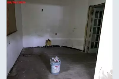 209 E Chambers St, Milwaukee, WI 53212 - Photo 7