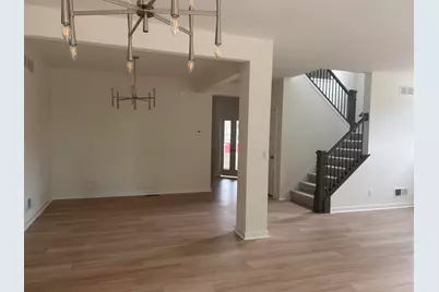 1743  Palmer Ct, Hartford, WI 53027 - Photo 5