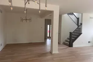 1743 Palmer Ct, Hartford, WI 53027 - Photo 5