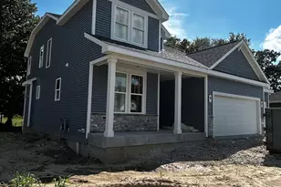 1743 Palmer Ct, Hartford, WI 53027 - Photo 7