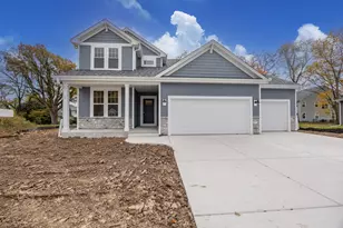 1743 Palmer Ct, Hartford, WI 53027 - Photo 3