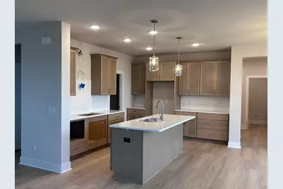 250  Bayberry Ln, Grafton, WI 53024 - Photo 5