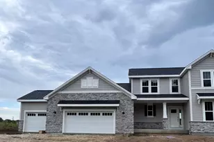 250 Bayberry Ln, Grafton, WI 53024 - Photo 3