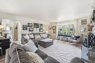 11145 N Riverland Ct, Mequon, WI 53092 - Photo 13