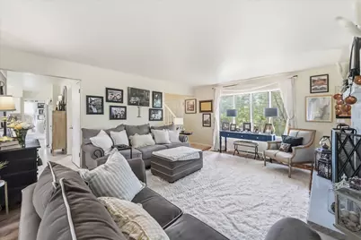 11145 N Riverland Ct, Mequon, WI 53092 - Photo 5
