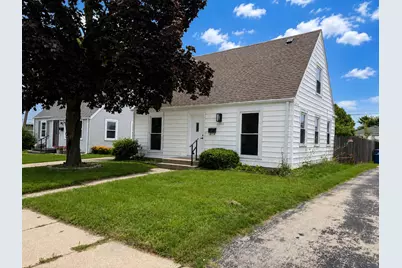 2205  Hayes Ave, Racine, WI 53405 - Photo 1