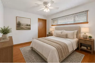 8143 W Raymond Ln, West Allis, WI 53219 - Photo 13