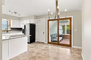 7015 61st Ave, Kenosha, WI 53142 - Photo 5