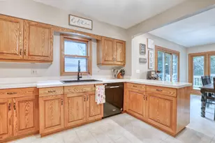 1863 Washington St, Grafton, WI 53024 - Photo 11