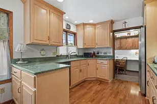 239 Old Pine Cir, Racine, WI 53402 - Photo 13