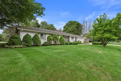 239  Old Pine Cir, Racine, WI 53402 - Photo 43