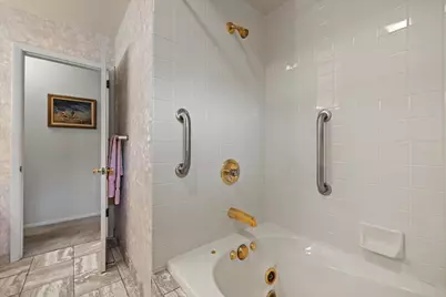 239  Old Pine Cir, Racine, WI 53402 - Photo 29