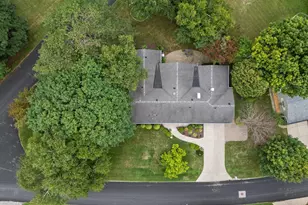 239 Old Pine Cir, Racine, WI 53402 - Photo 45