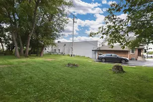 5419 S 108th St, Hales Corners, WI 53130 - Photo 37
