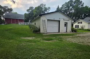 7973 Sandy Ridge Rd, Barton, WI 53040 - Photo 3