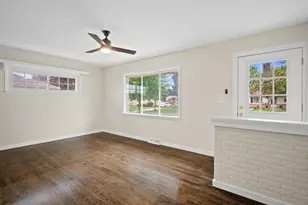 8034 W Tesch Ave, Milwaukee, WI 53220 - Photo 7