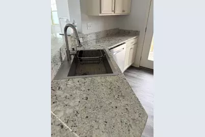 4110 S Lake Dr #347, Saint Francis, WI 53235 - Photo 7