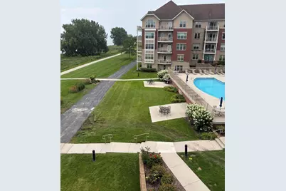 4110 S Lake Dr #347, Saint Francis, WI 53235 - Photo 3