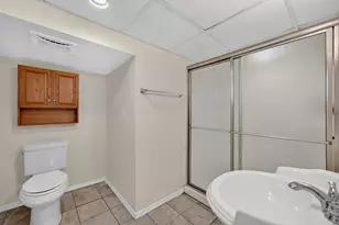 2867 N 40th St, Milwaukee, WI 53210 - Photo 25