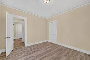 2867 N 40th St, Milwaukee, WI 53210 - Photo 13
