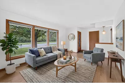 10216 W Burleigh St, Wauwatosa, WI 53222 - Photo 7