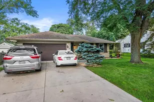 625 N Hine Ave, Waukesha, WI 53188 - Photo 57