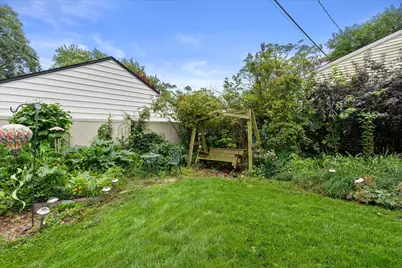 3160 S 85th St, Milwaukee, WI 53227 - Photo 39