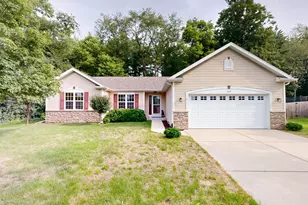 204 Woodland Preserve, Johnson Creek, WI 53094 - Photo 3