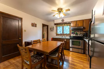916  Clark St, Watertown, WI 53094 - Photo 9