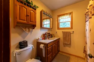 916 Clark St, Watertown, WI 53094 - Photo 15