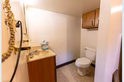 916  Clark St, Watertown, WI 53094 - Photo 23
