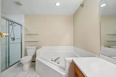 17725 W Wisconsin Ave #B, Brookfield, WI 53045 - Photo 15