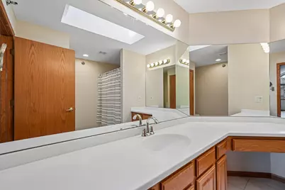 17725 W Wisconsin Ave #B, Brookfield, WI 53045 - Photo 21