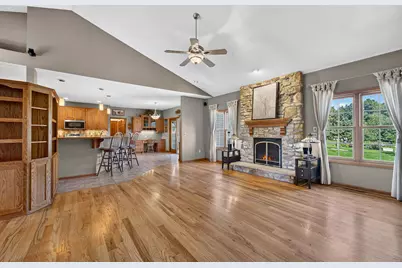 2266  Powder Hill Rd, Erin, WI 53027 - Photo 9