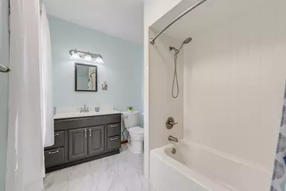 1542 S 79th St, West Allis, WI 53214 - Photo 23