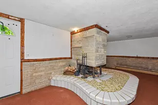 6920 N Beech Tree Dr, Glendale, WI 53209 - Photo 29