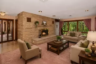 6920 N Beech Tree Dr, Glendale, WI 53209 - Photo 5