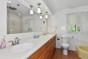 6920 N Beech Tree Dr, Glendale, WI 53209 - Photo 19