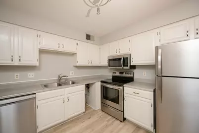 1906 E Shorewood Blvd #354, Shorewood, WI 53211 - Photo 3