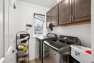 165 E Golden Ln, Oak Creek, WI 53154 - Photo 29