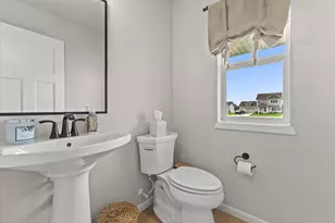814 Burr Oak Ct, Oconomowoc, WI 53066 - Photo 19