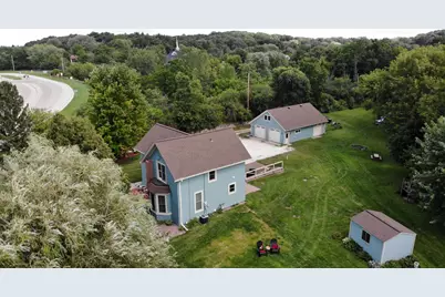 N14W28039  Silvernail Rd, Delafield, WI 53072 - Photo 1