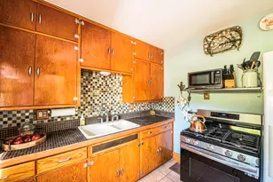 N14W28039 Silvernail Rd, Delafield, WI 53072 - Photo 9