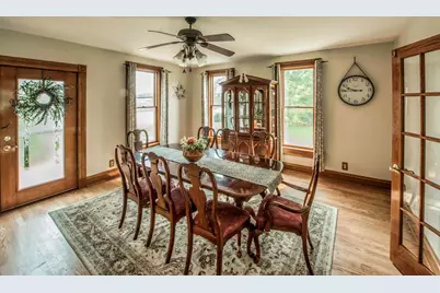 N14W28039  Silvernail Rd, Delafield, WI 53072 - Photo 7