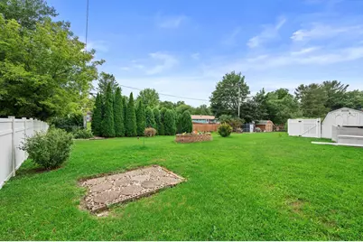 S21W23053  Hillside Dr, Waukesha, WI 53186 - Photo 43