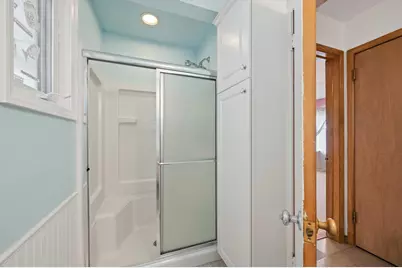 S21W23053  Hillside Dr, Waukesha, WI 53186 - Photo 27