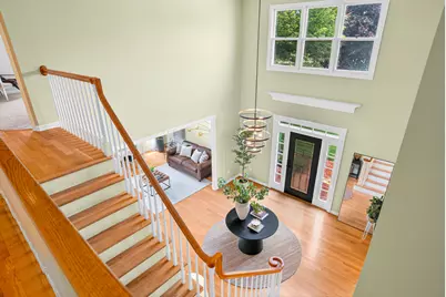 215 E Beechwood Ct, Mequon, WI 53092 - Photo 19