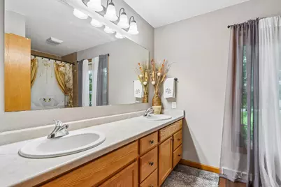 W2055  Summer Hill Dr, Sullivan, WI 53137 - Photo 17